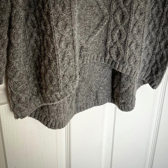 Tristan Long Grey Sweater - Medium - Picture 5 of 6